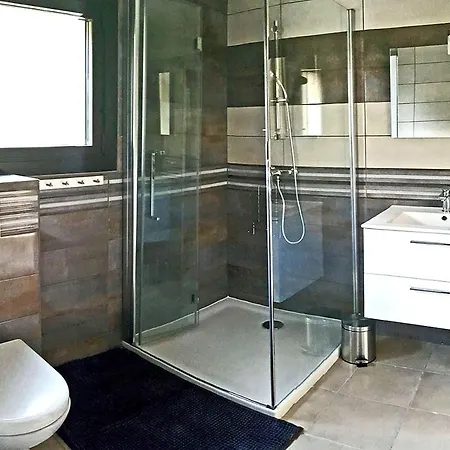 Holiday home Domaine Mas Natura 2 Climatisation, Piscine Et *