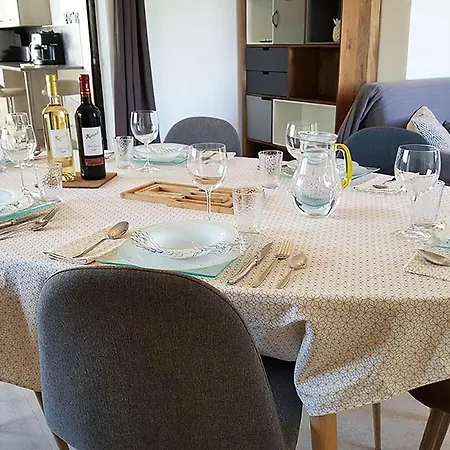 Domaine Mas Natura 2 Climatisation, Piscine Et Holiday home *