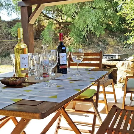 Domaine Mas Natura 2 Climatisation, Piscine Et Holiday home *