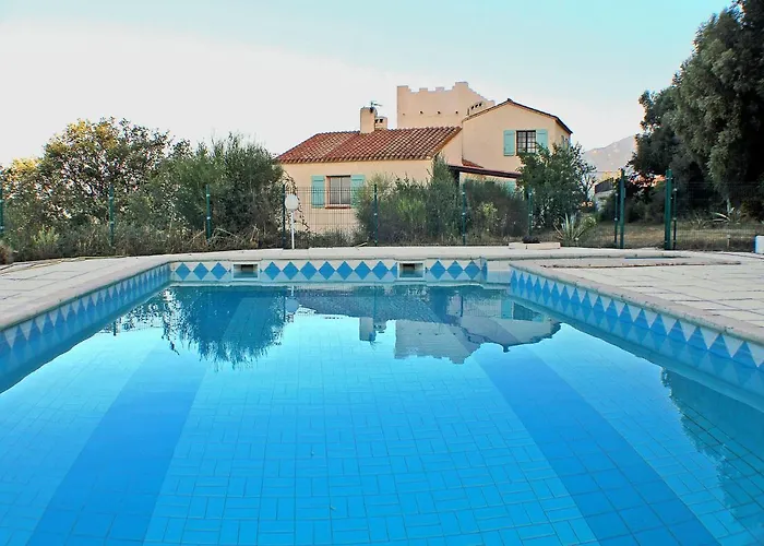 Domaine Mas Natura 2 Climatisation, Piscine Et Σπίτι διακοπών